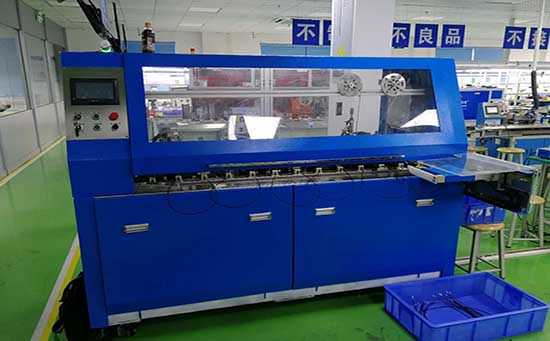 自動裁線分扭2股編織激光去鋁箔機(jī) 自動裁線分扭2股編織激光去鋁箔機(jī)